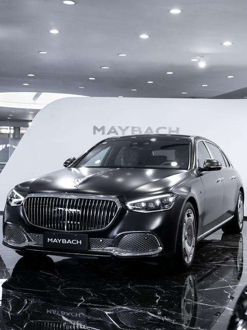 成都299岚图汽车的售后服务让用户无忧出行，迈巴赫未来的豪华车趋势